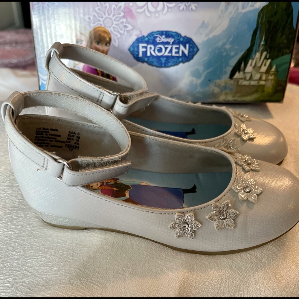 FROZEN WEDGES CHILD SIZE 9